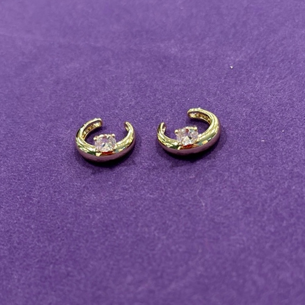 Gold ear cuffs - set of 2